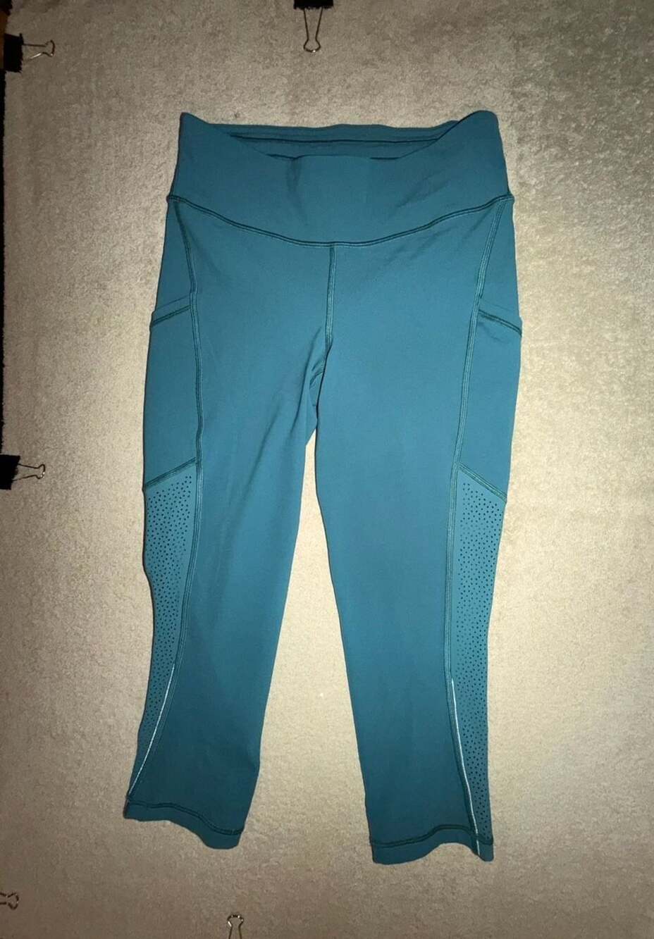 Lululemon Ready To Race Crop Leggings Deep Cove with ventilation